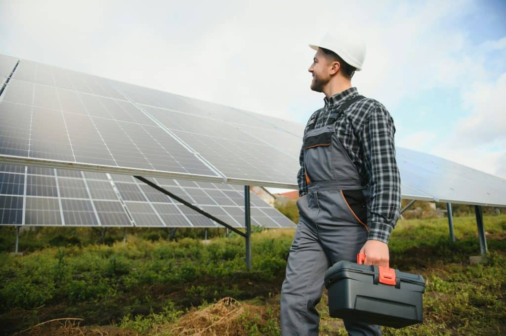 Get a free solar battery installation quote